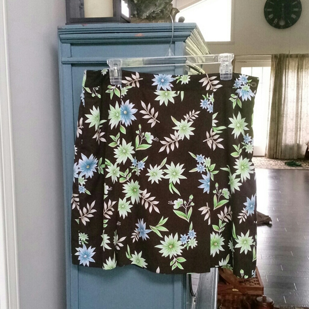 E P PRO Skorts Size 14